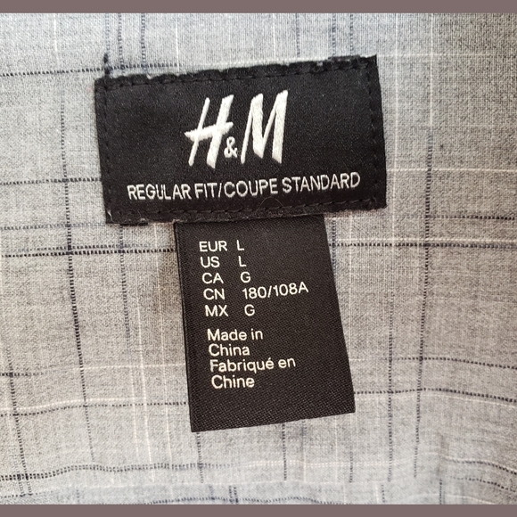 H&M Long Sleeve Button Down Regular Fit - Picture 3 of 4